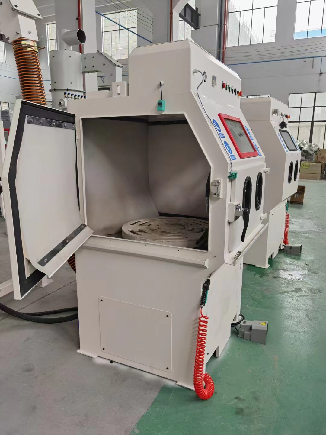 河北移动式抛丸机的工作原理?